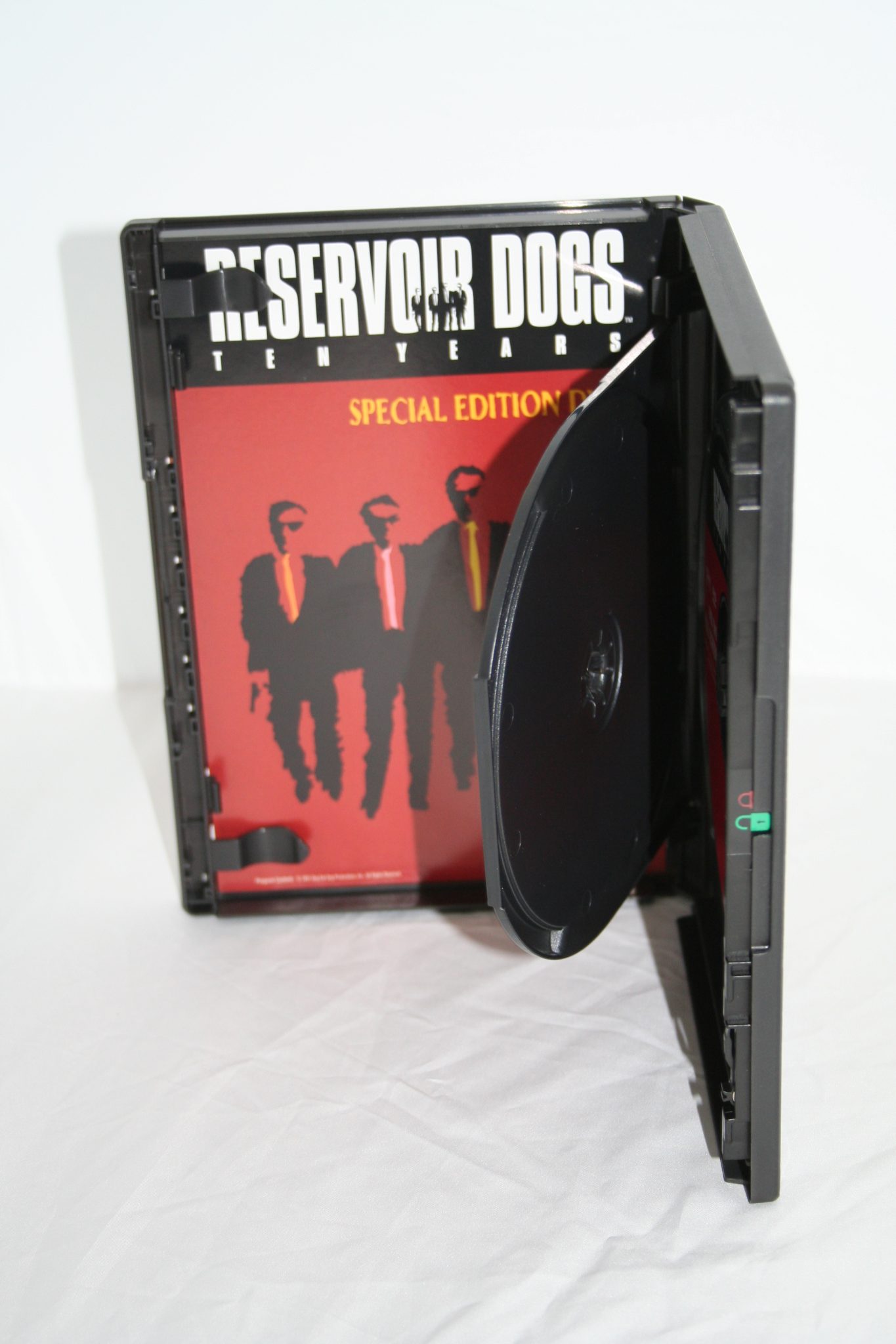 Clear Vu One Time Dual DVD Locking Case, Black BayScan Technologies